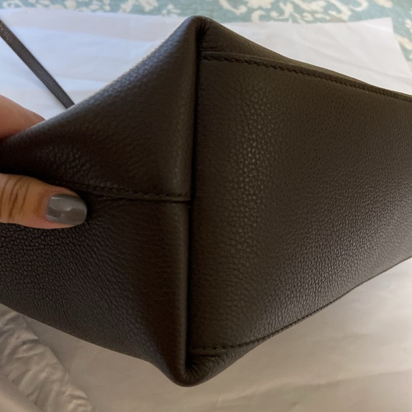 Jimmy Choo Nine2Five E/W Leather Tote + Pouch - Picture 14 of 15